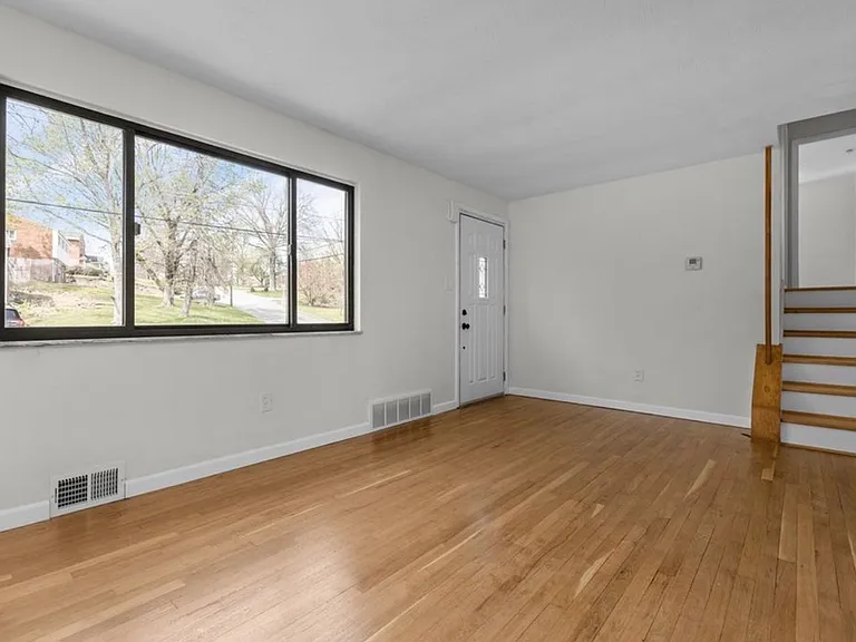 548B Firethorne Dr — Photo 14