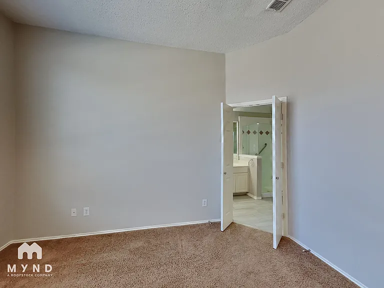 4611 Basil Dr — Photo 11