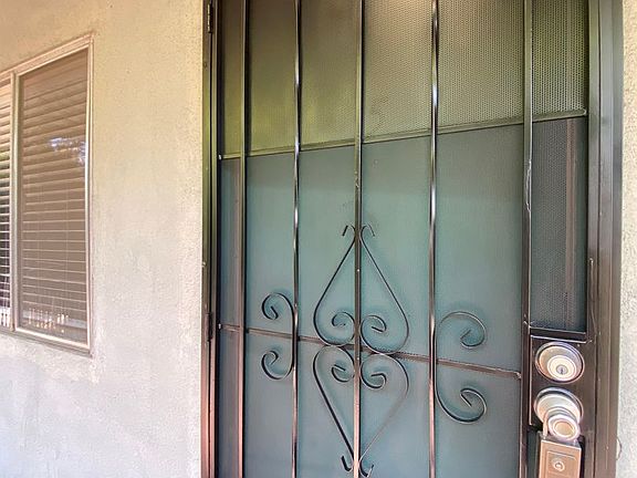 2nd image of 1116 Bennett Ave APT 5