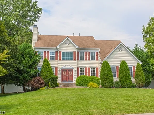 62 Margaret Dr, Franklin Twp., NJ 08873