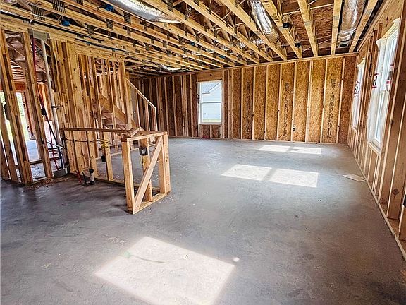 5th image of 274 Audrey Lane