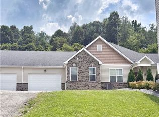 136 Rosemary Ln, Baden, PA 15005