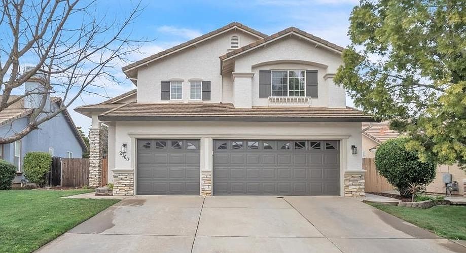 1st image of 2160 Conejo Dr