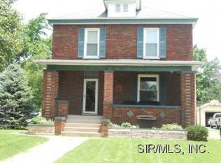 269 8th St, Wood River, IL