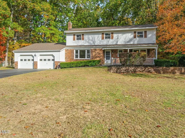 58 St Andrews Drive, Clifton Park, NY 12065