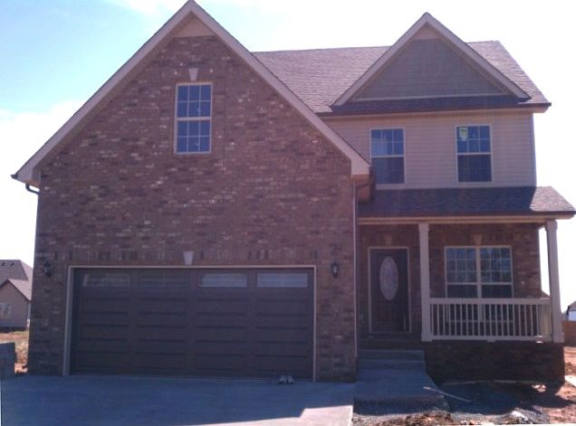 1st image of 92 Meadow Wood Park