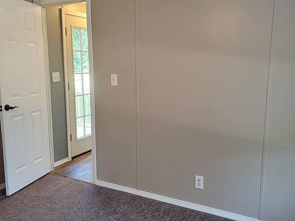 5th image of 7317 Pineview Dr