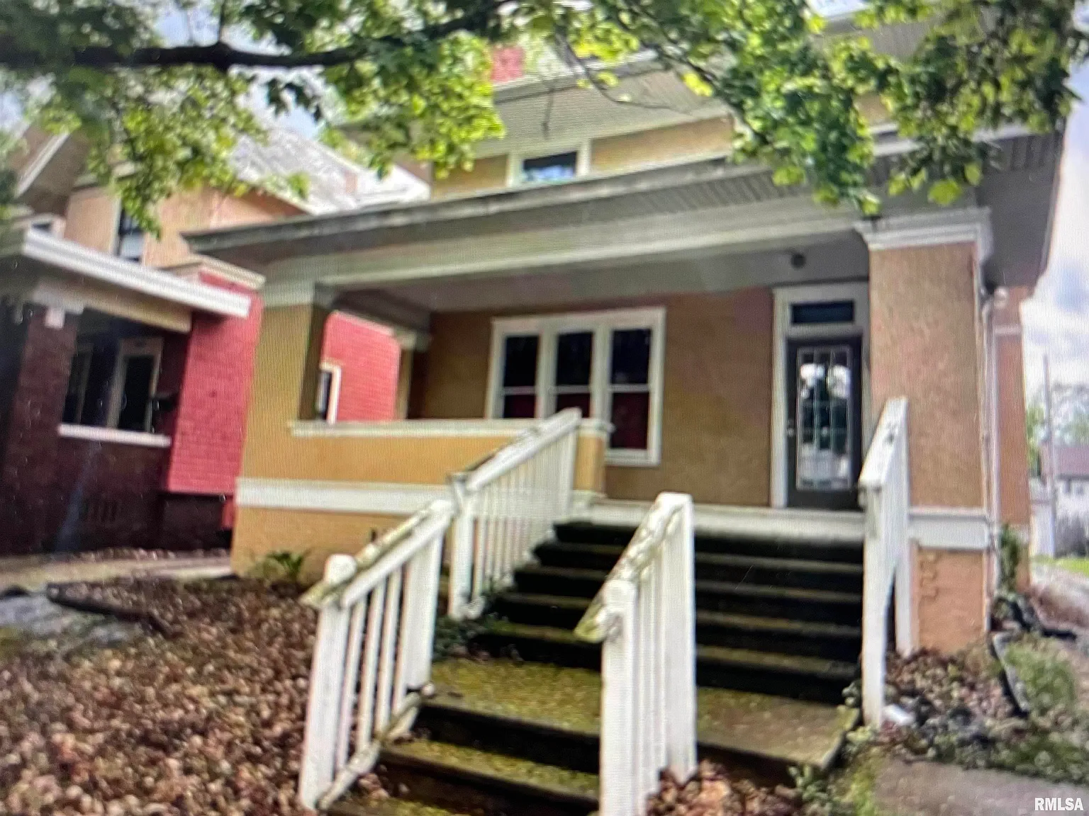 1027 N University St photo 1