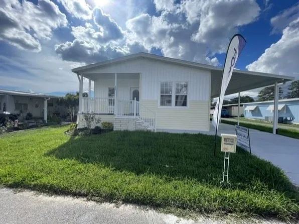 Windley - 28w Plan, Mid Florida Lakes