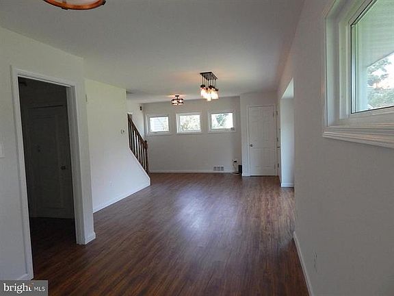 5th image of 6615 Princeton Dr