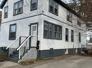2271 10th St APT 1, Wyandotte, MI 48192
