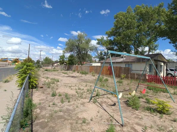 821 Santa Fe Ave SW, Albuquerque, NM 87102