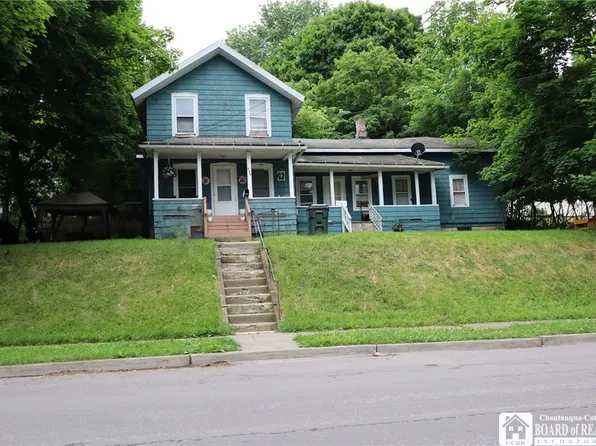 220 Allen St, Jamestown, NY 14701