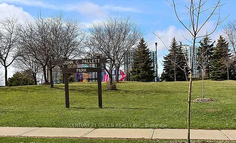4655 Glen Erin Dr #Penthouse 4-4 — Photo 44