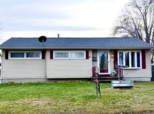 766 Louisa St, Mount Morris, MI 48458