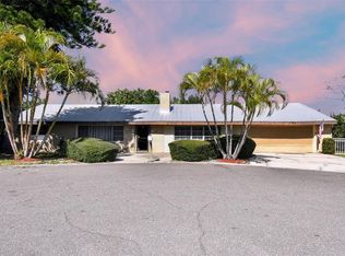 30 160th Ct, Redington Beach, FL 33708