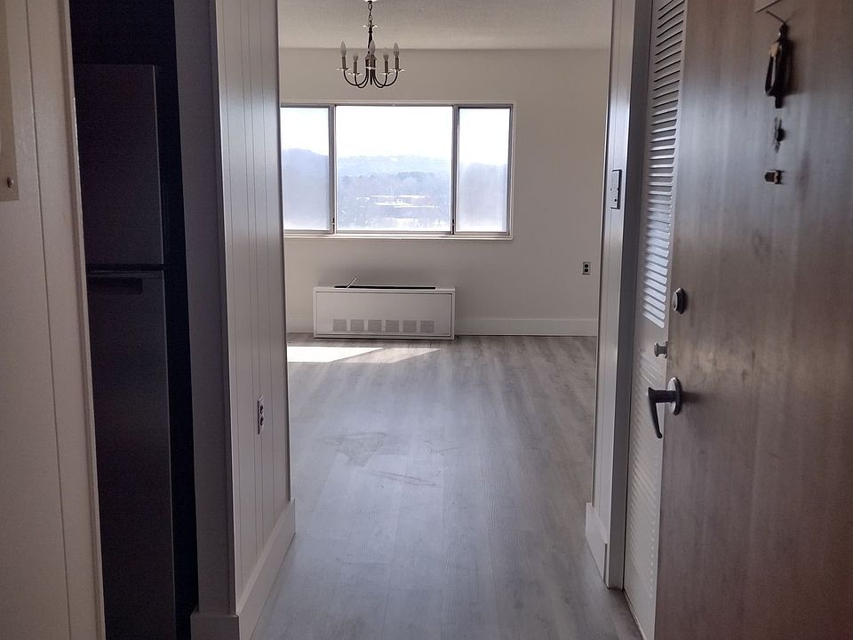 1st image of 745 Walnut St #10909543