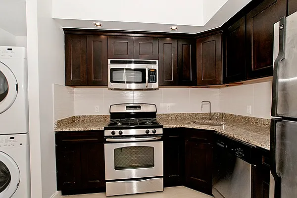Rented by RES New York | media 32