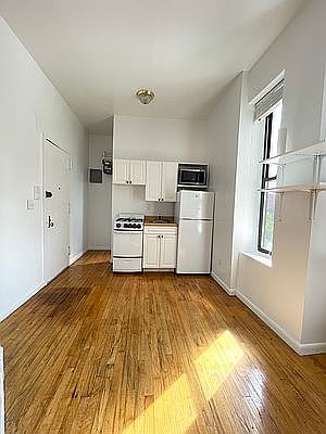 2nd image of 404 W 56th St APT 22