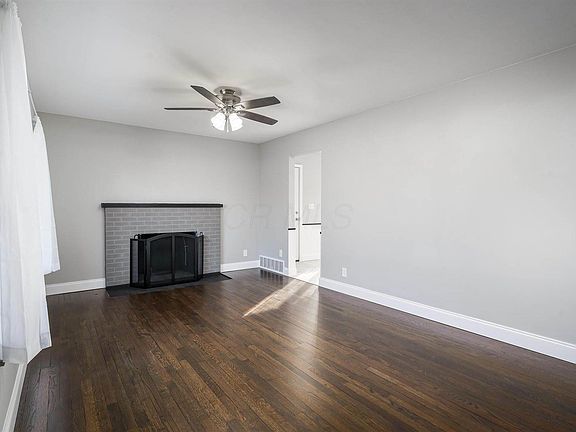 5th image of 3047 Voeller Cir