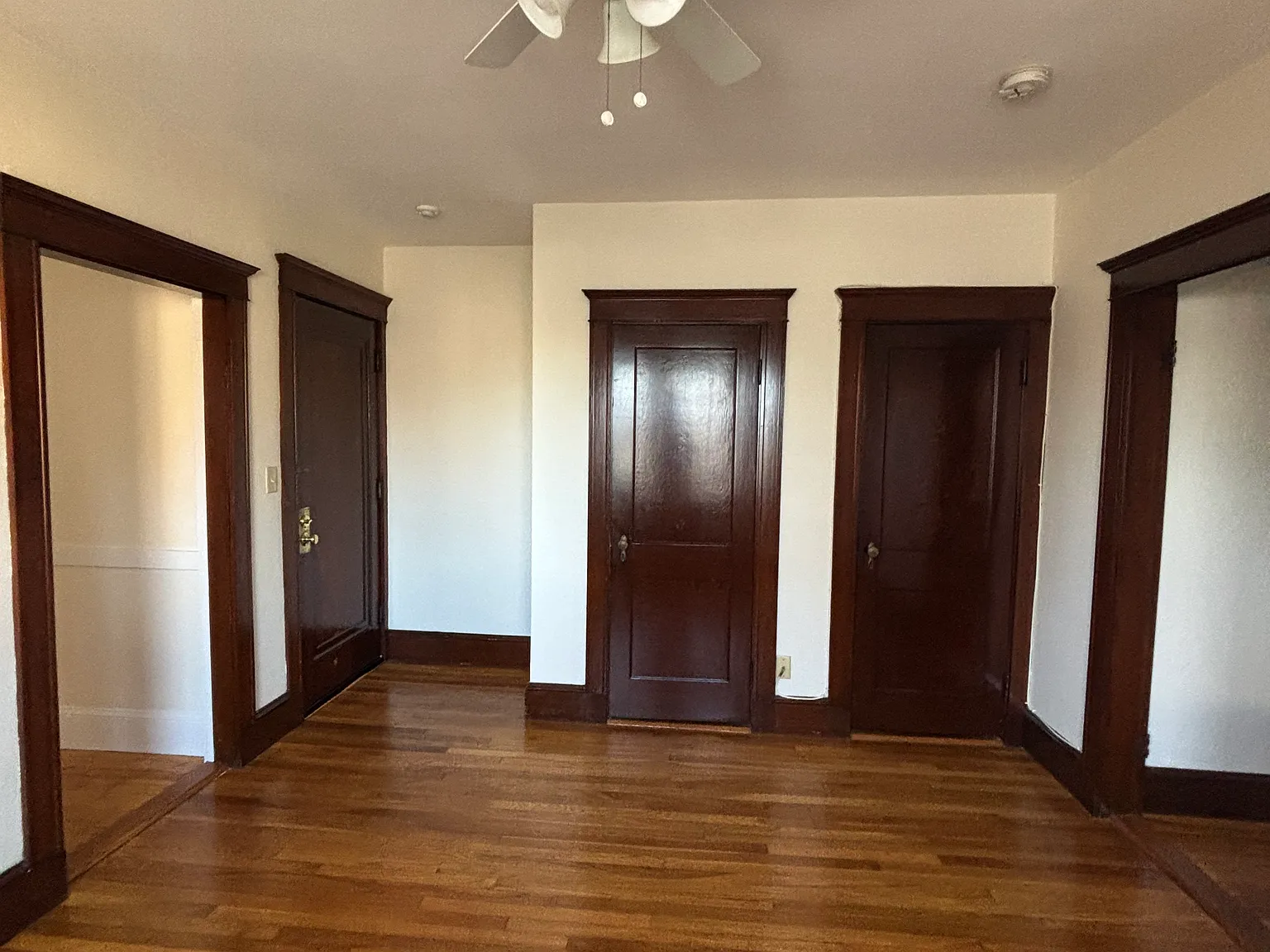 1 bed, 650 sqft, $1,800 — Photo 4