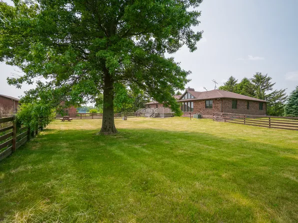 03N445 Freeland Rd, Maple Park, IL 60151