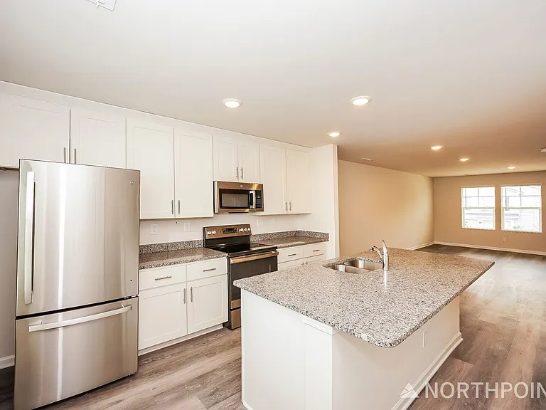 1207 Briarhill Rd #B — Photo 4