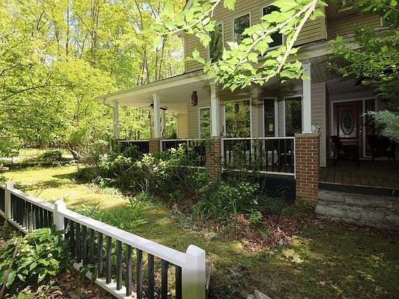 2nd image of 2200 Sarvisberry Pl