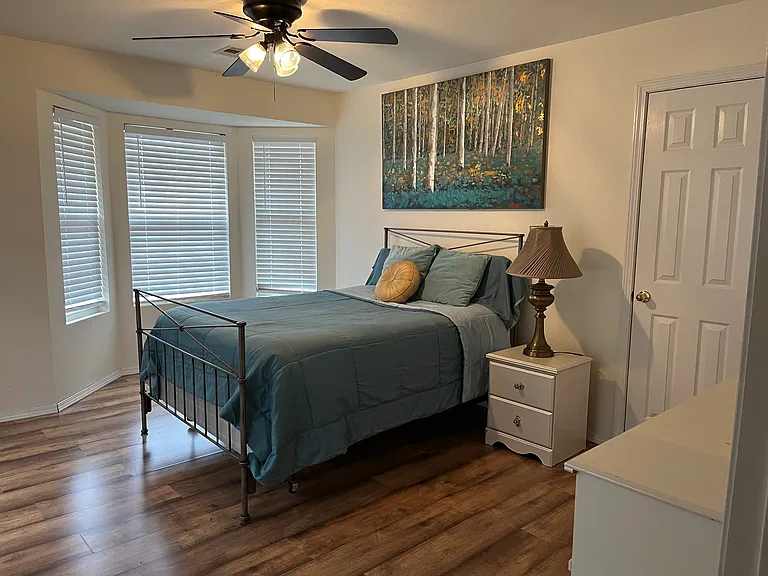 11950 Oak Hills Dr — Photo 14