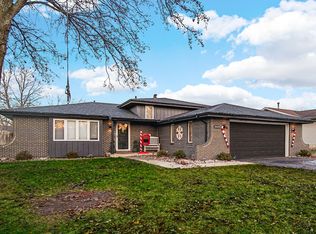 2449 Flat Rock Rd, Dyer, IN 46311