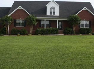 372 Bell Rd, Morrison, TN 37357