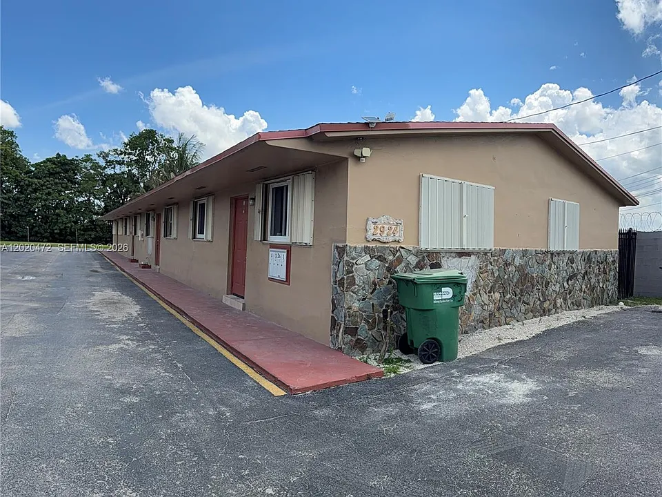 2924 NW 132nd Ter #3