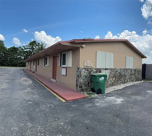 2924 NW 132nd Ter Photo 1