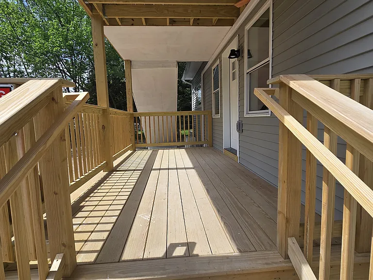 20-22 Poirier Pl #3 — Photo 10