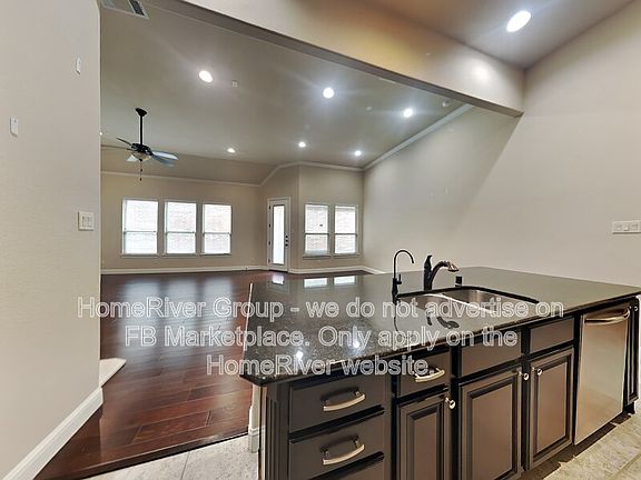 5th image of 571 Cotley Dr