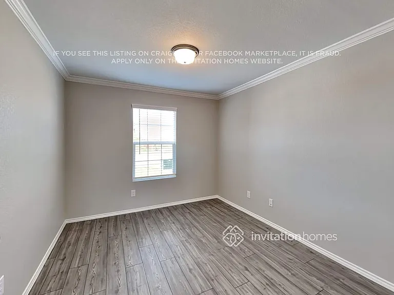 1139 Clear Dusk Ln — Photo 9