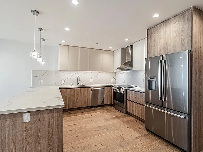 2224 Clement St #104 — Photo 1