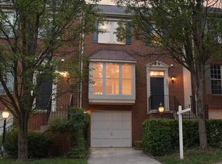 2030 Madrillon Springs Ct, Vienna, VA 22182