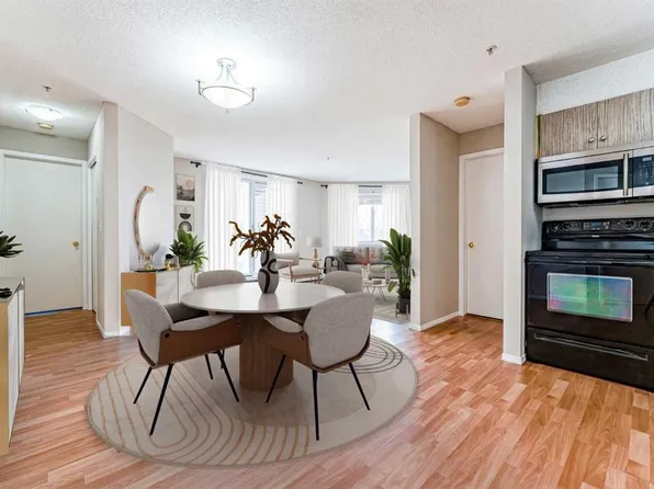 1717 E 60th St SE #102, Calgary, AB T2A 7Y7