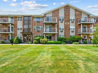 41 Bullocks Point Ave APT 7C, Riverside, RI 02915