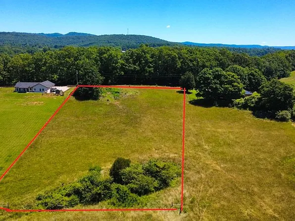 1152 Moodyville Loop, Byrdstown, TN 38549