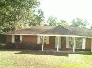 1422 Apple St, Hammond, LA 70401
