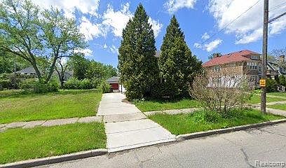 1st image of 3953 Buckingham Ave