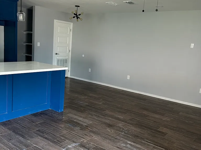 1321 Glasscock Ave #B — Photo 5