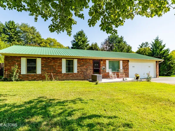 656 Dwight Ln, Sevierville, TN 37876