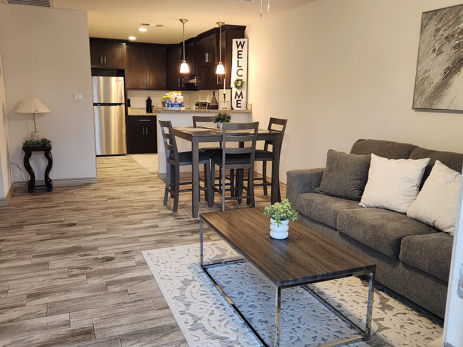2 bed, 900 sqft, $1,850 — Photo 4