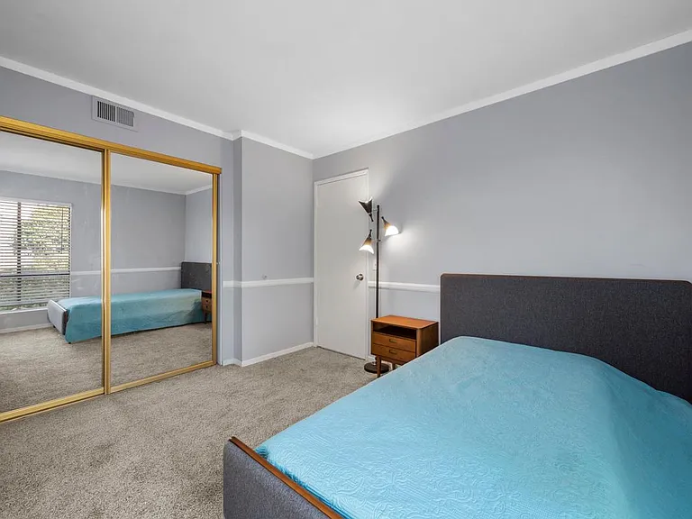 24232 Tahoe Ct — Photo 11