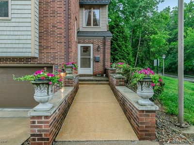6965 W Fitzwater Rd, Brecksville, OH, 44141