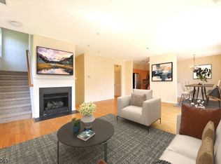 162 Brittany Ct, Clifton, NJ 07013