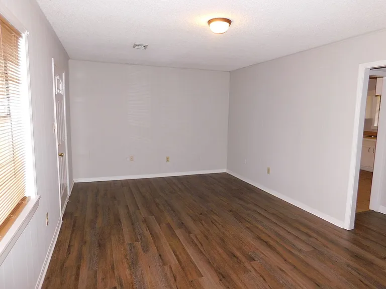 285 Maidelle Cv — Photo 8